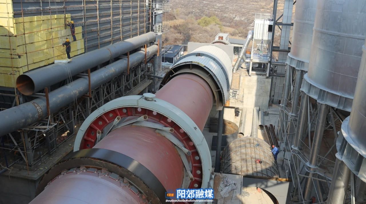 山西20萬(wàn)噸氧化鈣生產(chǎn)線點(diǎn)火成功 　　