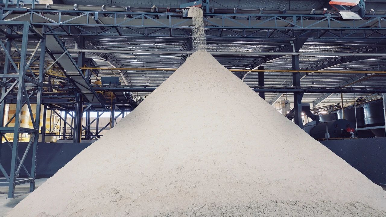 內(nèi)蒙古30萬噸石英砂項目試產(chǎn) 　　 　　