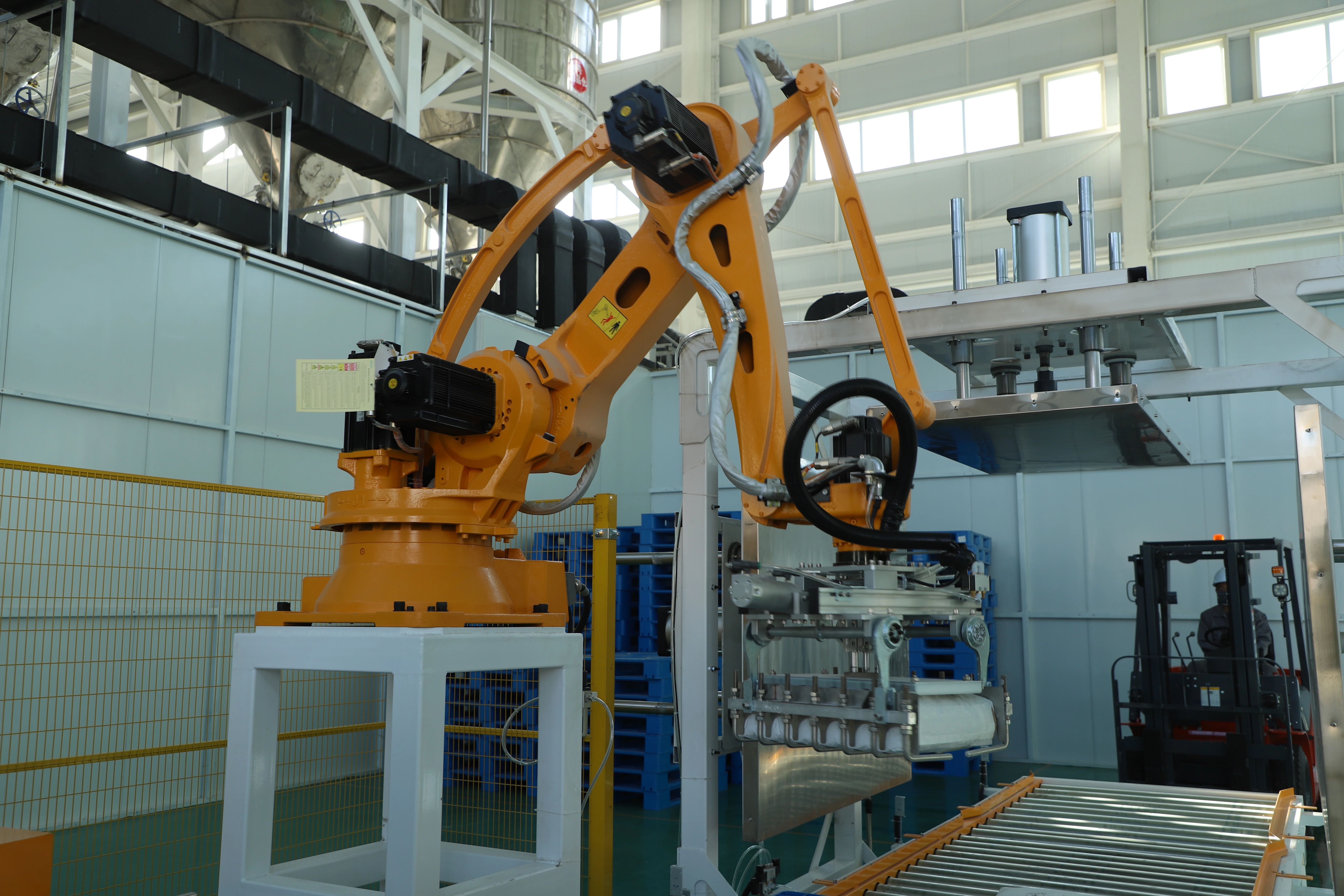 新疆和碩縣：食品碳酸鈣項(xiàng)目填補(bǔ)全疆產(chǎn)業(yè)空白 　　 　　