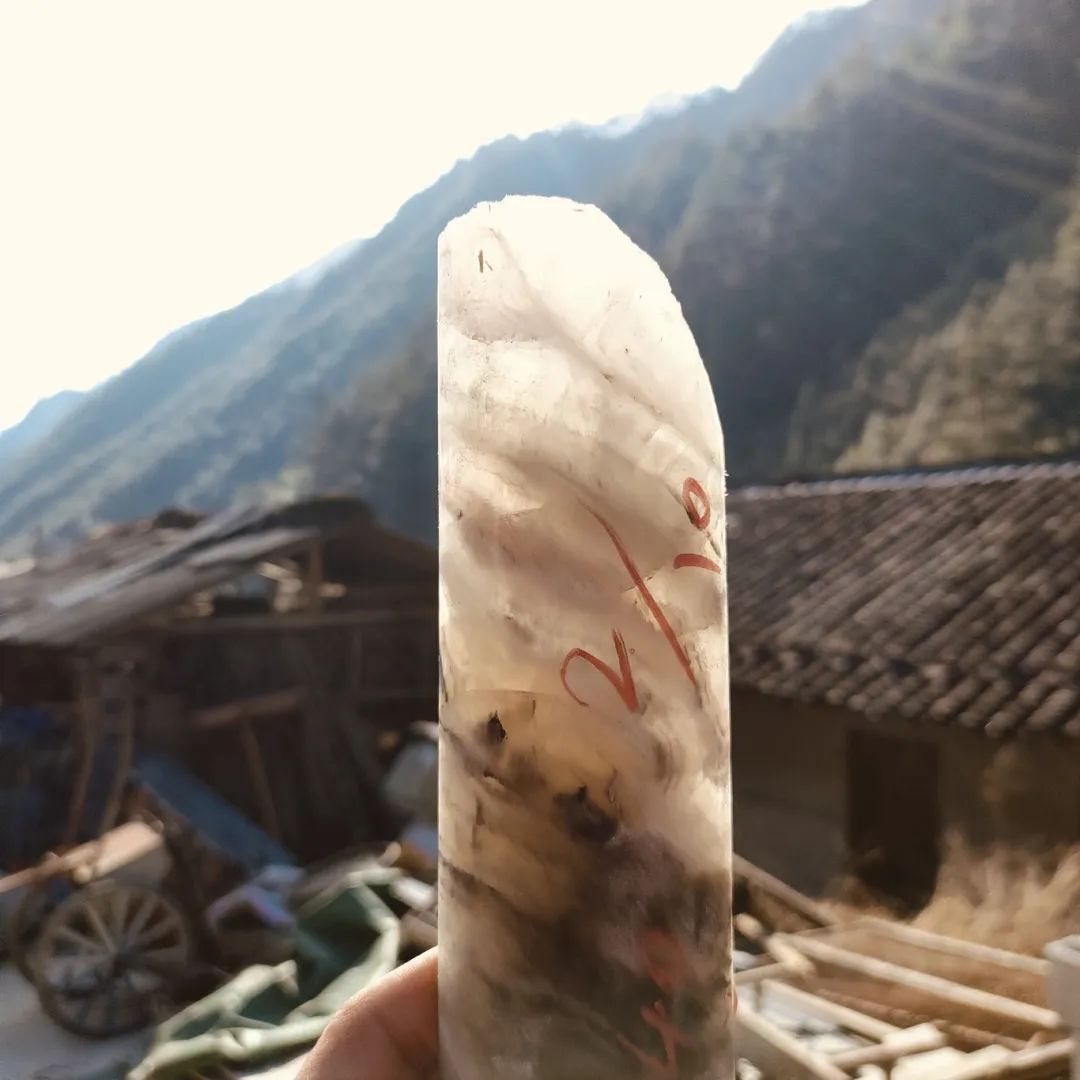 浙江發(fā)現(xiàn)大型螢石礦，資源量超550萬噸