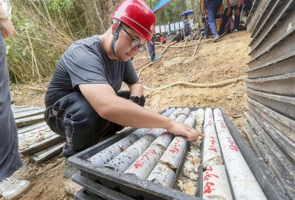 資源量超百萬噸，湖北來鳳縣發(fā)現(xiàn)中大型螢石礦