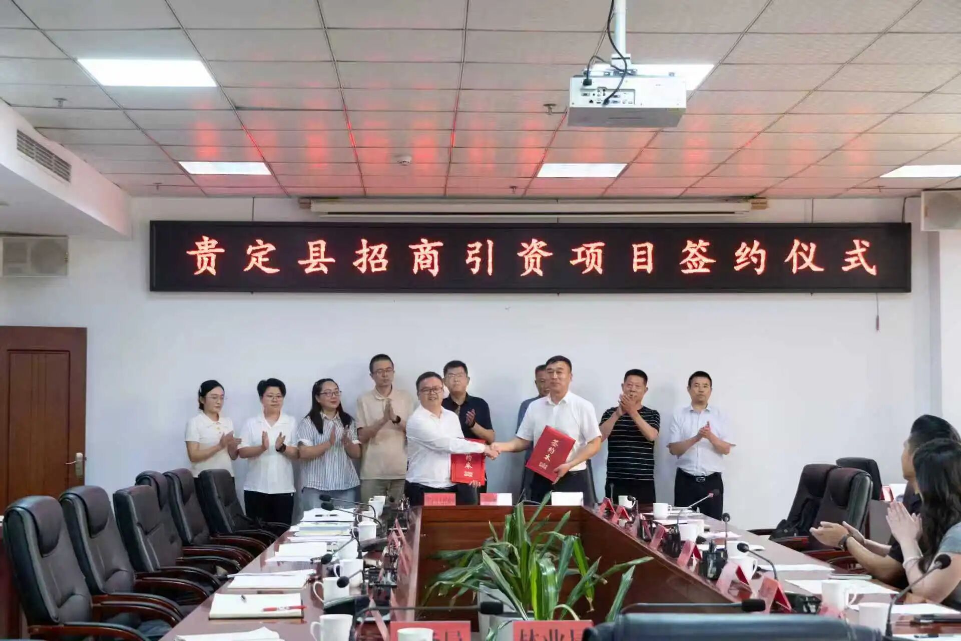 石英砂玻璃器皿產(chǎn)業(yè)鏈項(xiàng)目落地貴州貴定縣