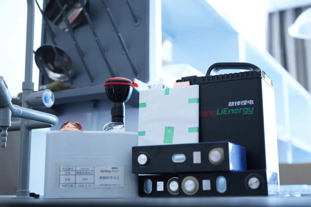 資源量92億噸，內蒙古錫盟加速構建鋰資源產業(yè)集群   https://mp.weixin.qq.com/s/vsumx05mUQhmtxx_48O_4g  