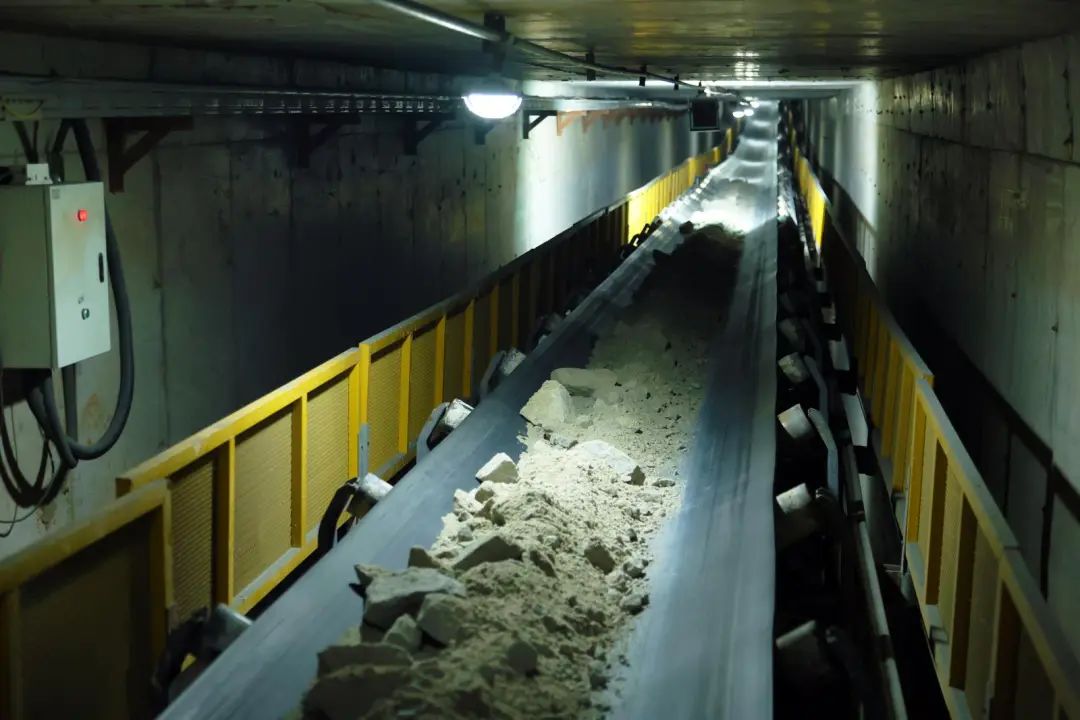 資源量92億噸，內蒙古錫盟加速構建鋰資源產業(yè)集群   https://mp.weixin.qq.com/s/vsumx05mUQhmtxx_48O_4g  