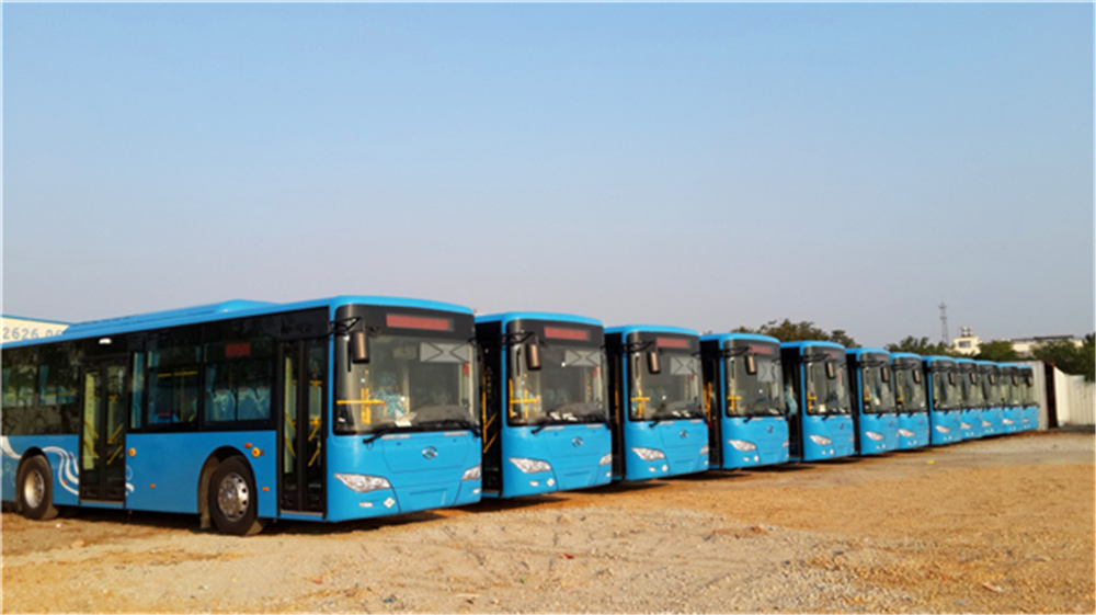 公交車(chē)
